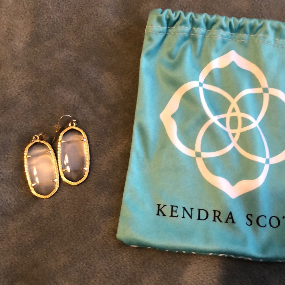 Kendra Scott Elle earring